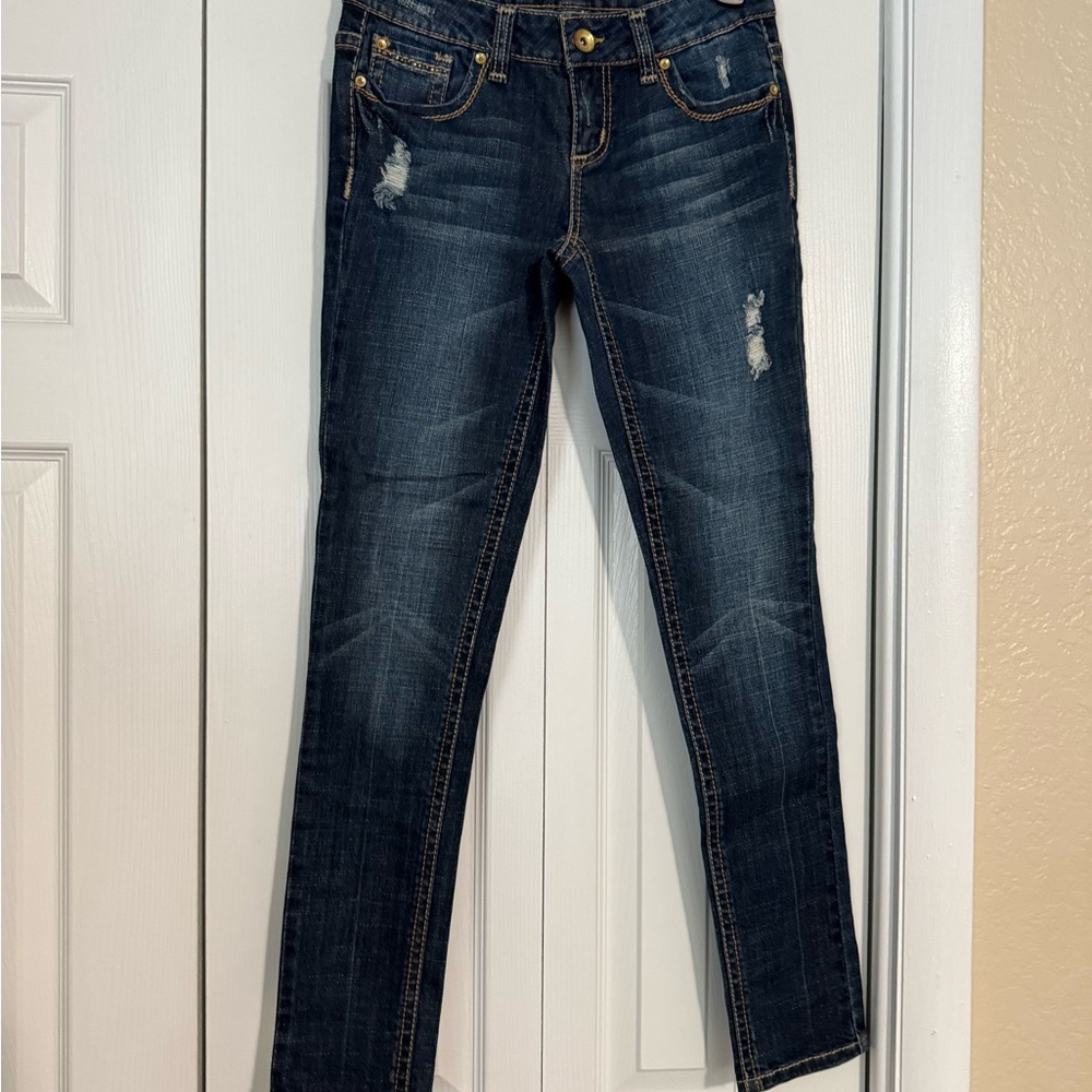 Zanadi Women’s Embellished Jeans Size 7